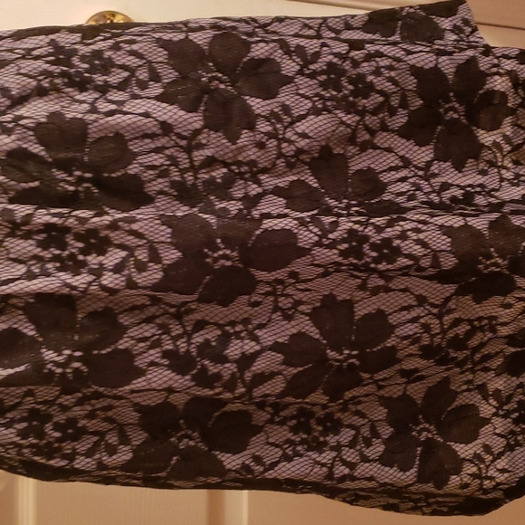 Cute Embroidery Flower Black Lace  Dress Petite 🖤 - Picture 3 of 4